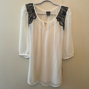 NWT Oh Baby by Motherhood Maternity Blouse Women's Size Large Ivory Black